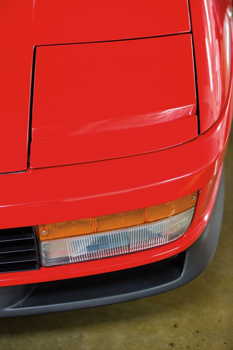  Ferrari Testarossa 1989 года  (фото 11 из 20)